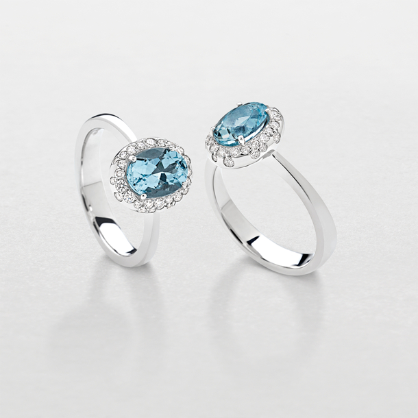 white gold with diamonds and aquamarine ring