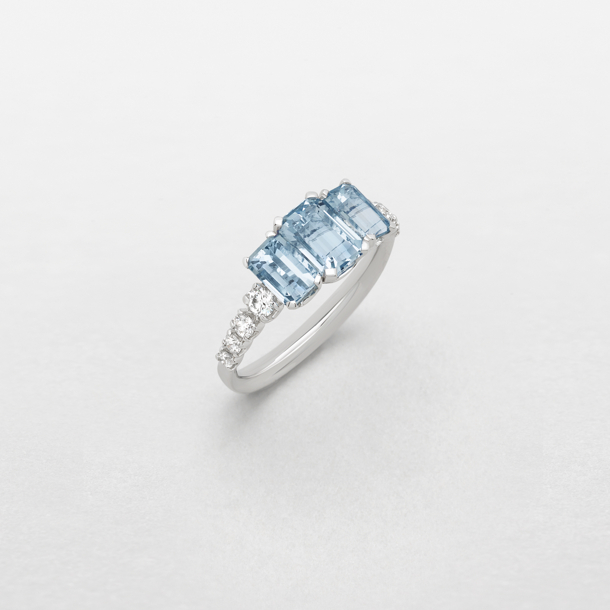 white gold with diamonds and aquamarine ring