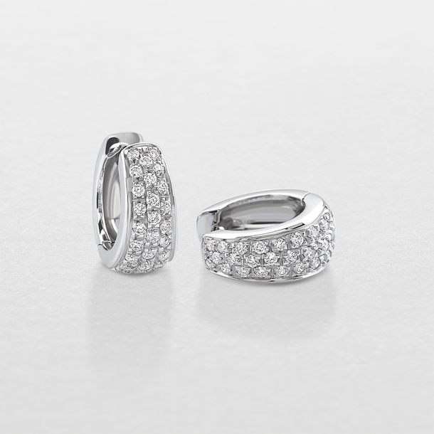 white gold and diamonds earrings