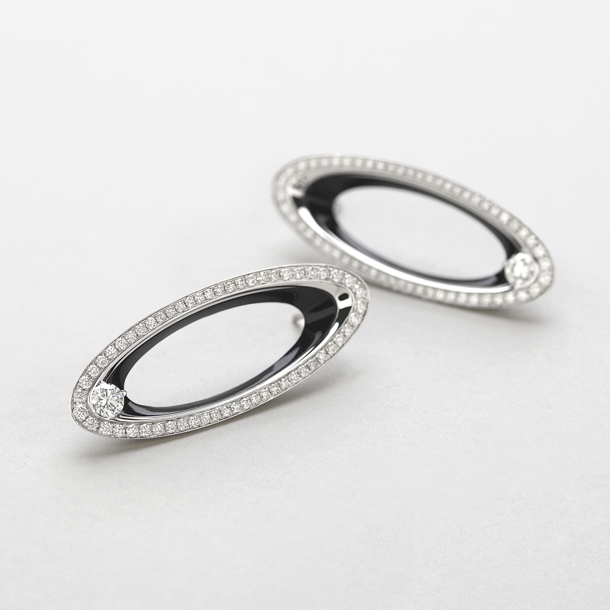 white gold with diamonds and onix earrings