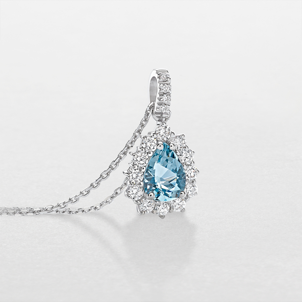 white gold with diamonds and aquamarine necklace