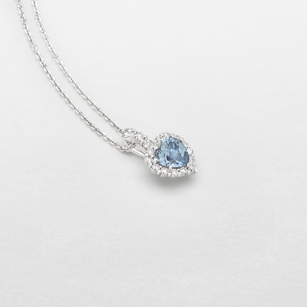 white gold with diamonds and aquamarine necklace