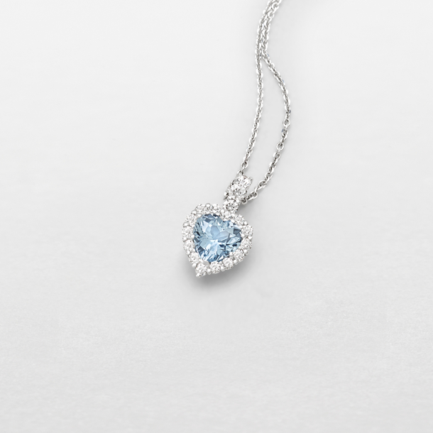 white gold with diamonds and aquamarine necklace