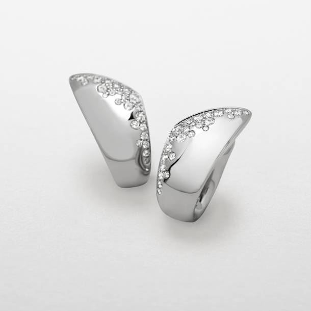 white gold with diamonds earrings