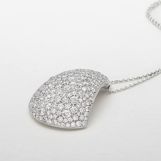 white gold with diamonds necklace