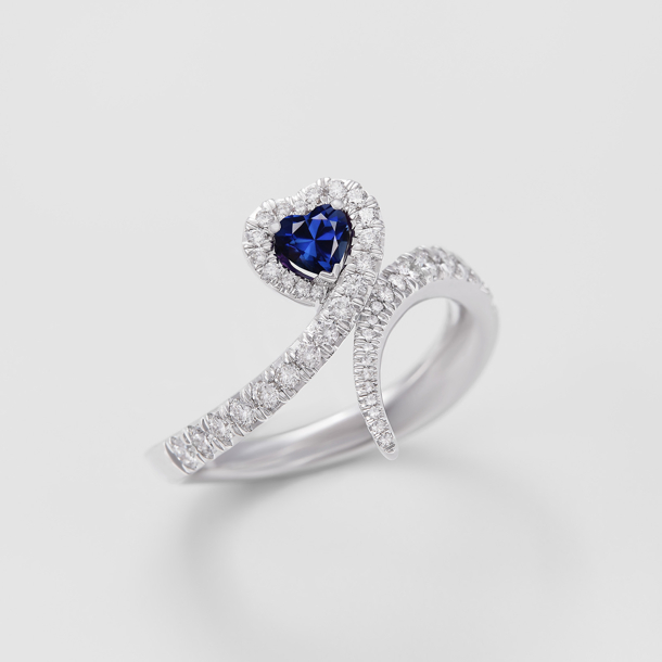 white gold with diamonds and sapphire ring