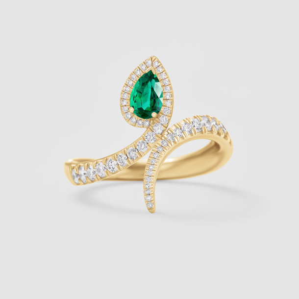 rose gold with diamonds and emerald ring