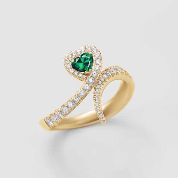 rose gold with diamonds and emerald ring