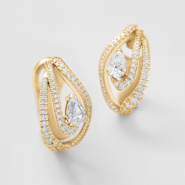 rose gold and diamonds earrings