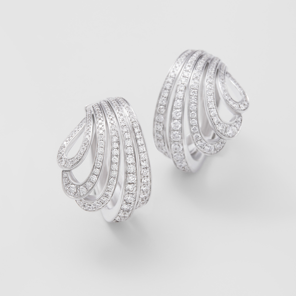 white gold and diamonds earrings