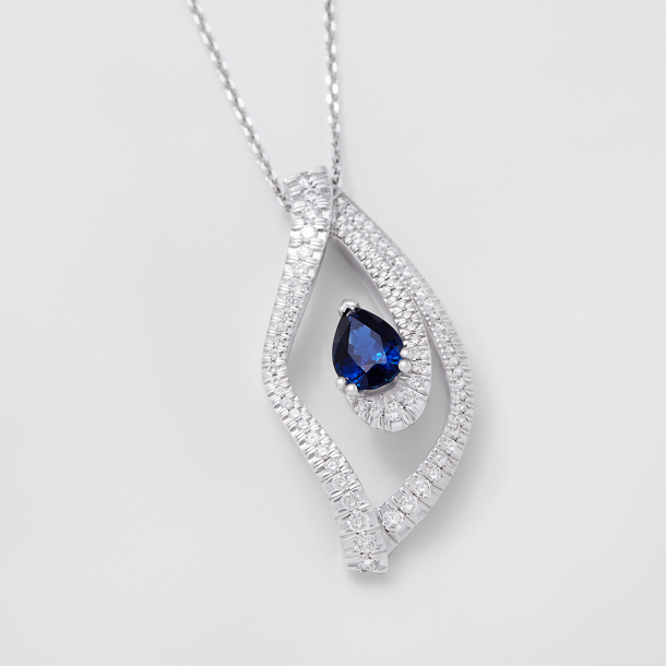 white gold with diamonds and sapphire necklace