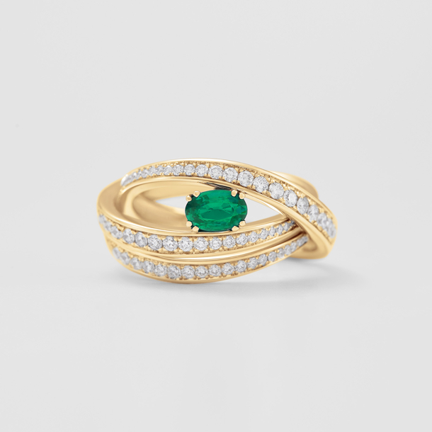 rose gold with diamonds and emerald ring