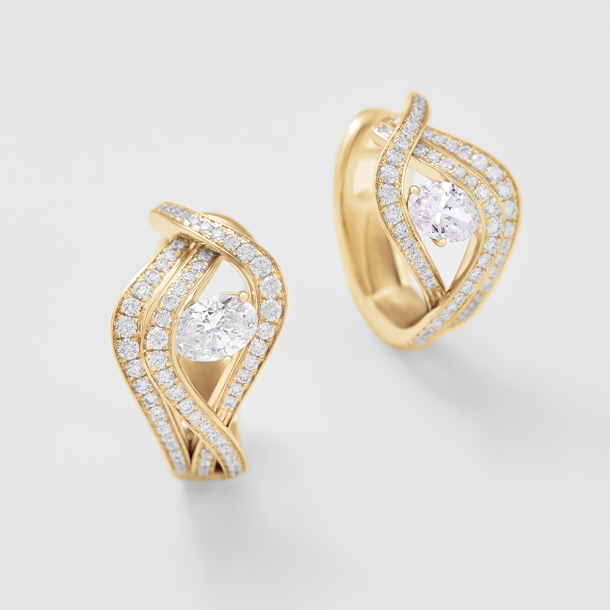 rose gold and diamonds earrings