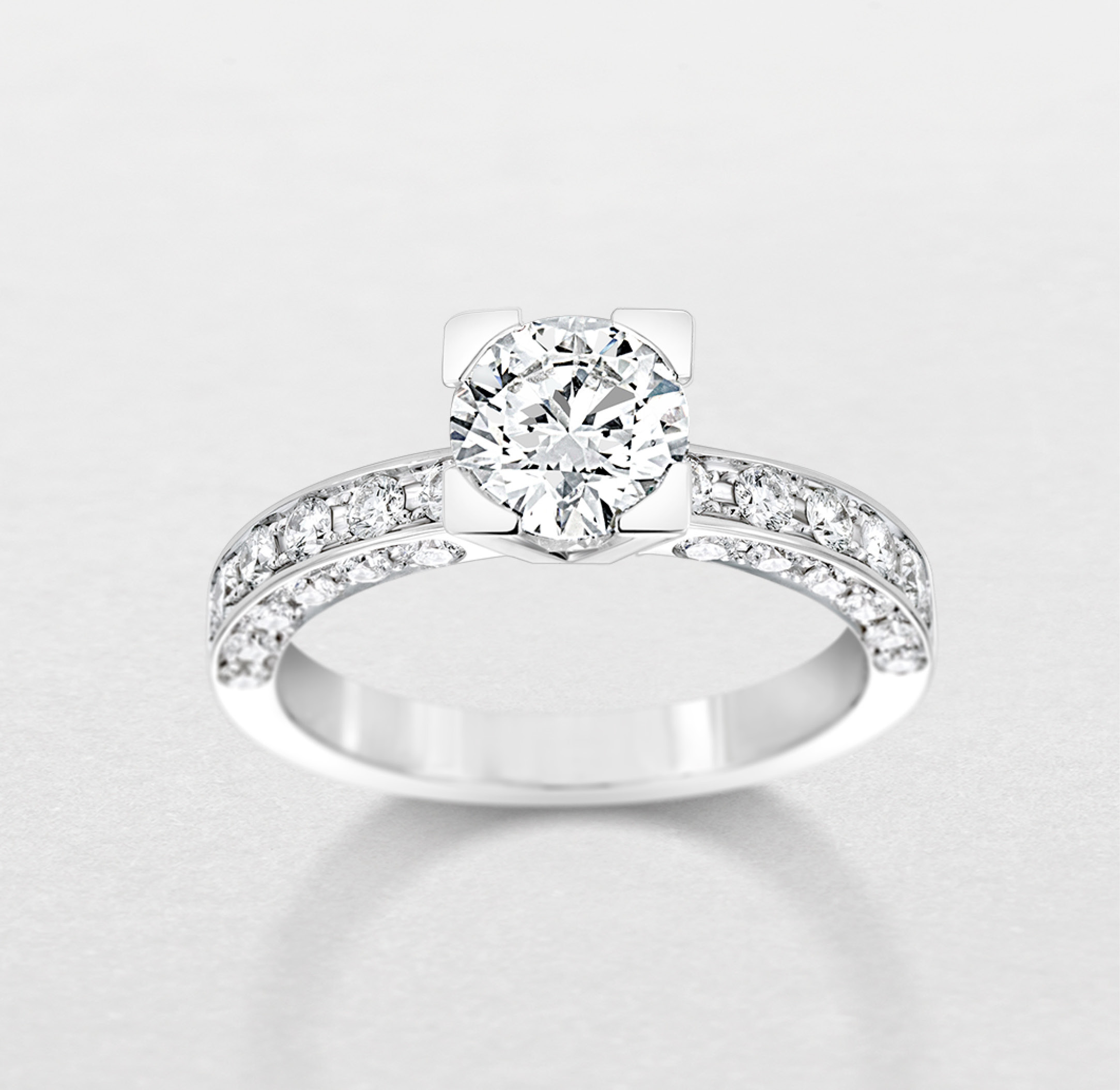 White gold and diamonds ring. Engagement ring - model AB15366